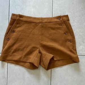 Banana Republic shorts - rust/tan.